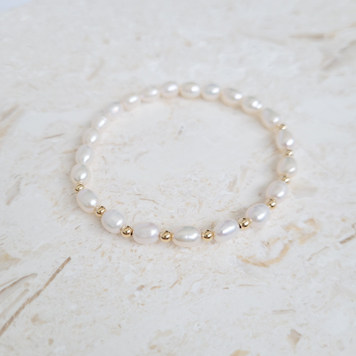 14k gold deals pearl bracelet